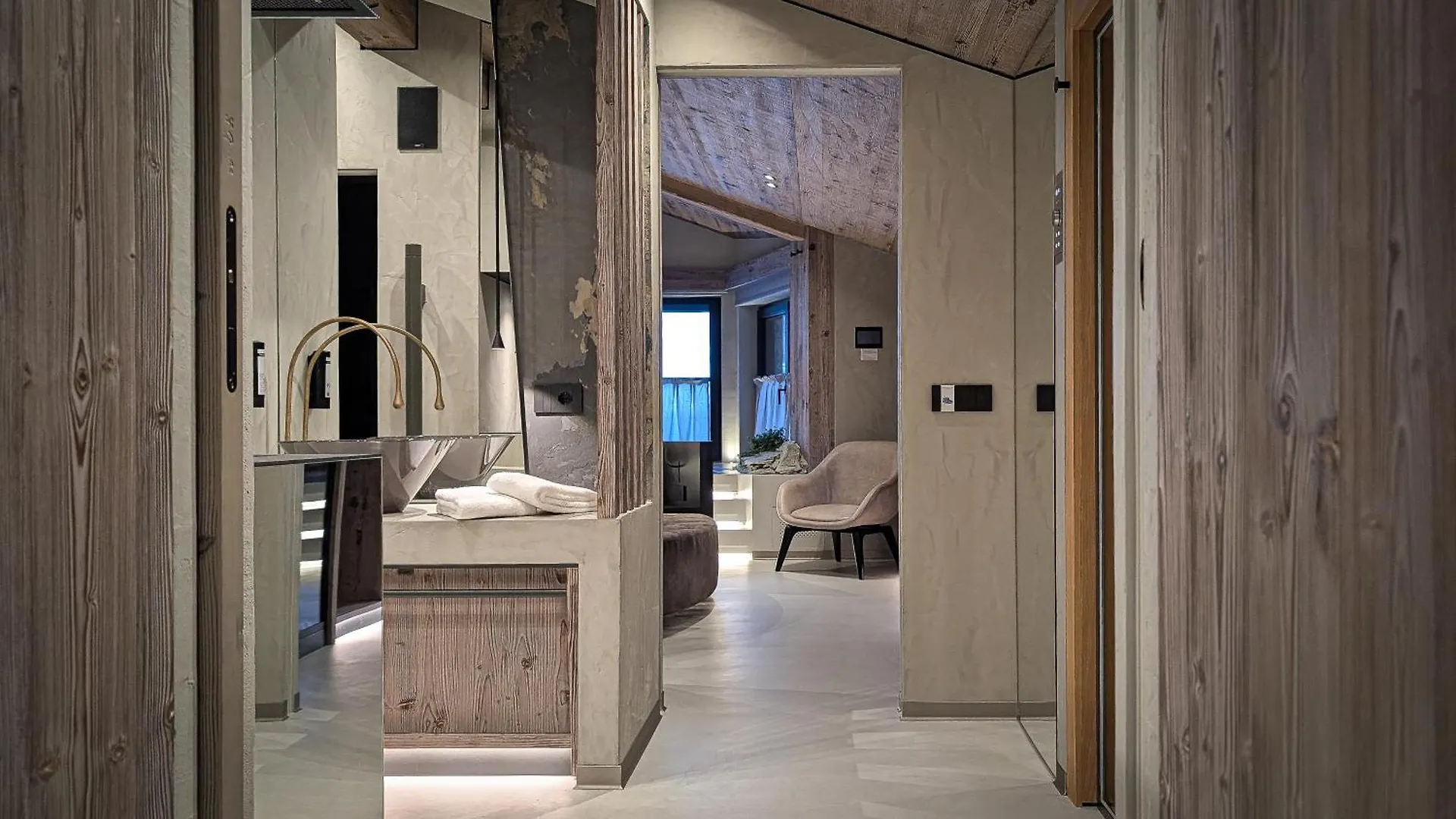 Mohe Boutique Hotel Ливиньо